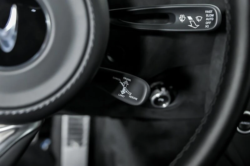 2024 McLaren - Image 30 of 31