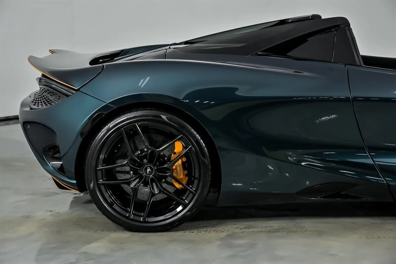 2024 McLaren - Image 13 of 31