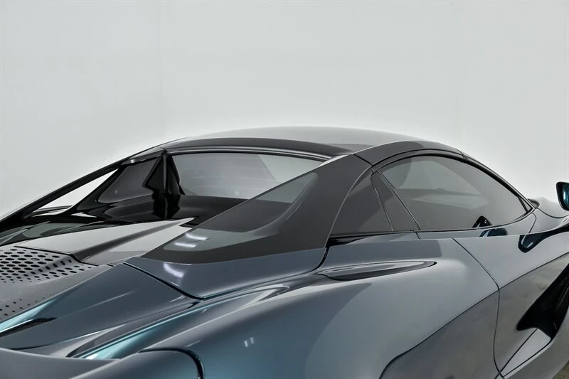 2024 McLaren - Image 17 of 31