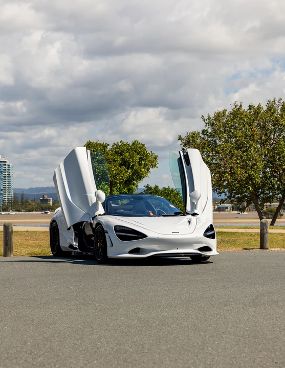 2024 McLaren 750S Spider - Image 25 of 31