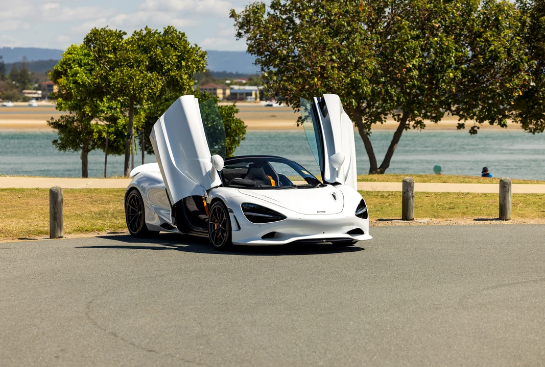 2024 McLaren 750S Spider - Image 29 of 31