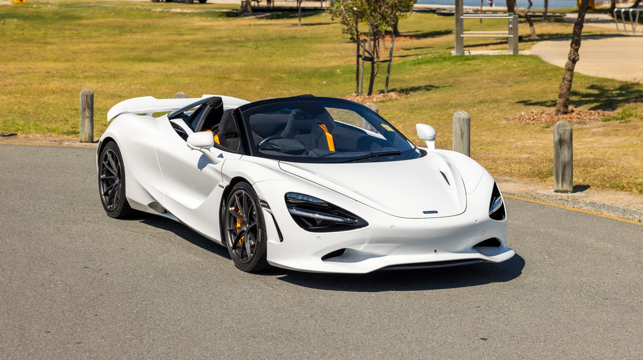 2024 McLaren 750S Spider - Image 22 of 31