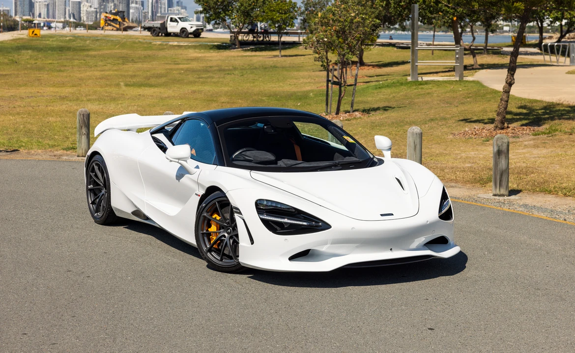 2024 McLaren 750S Spider - Image 24 of 31