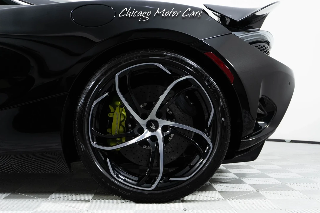 2024 McLaren 750S Spider - Image 19 of 21