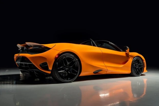 2024 McLaren 750S Spider - Image 2 of 9