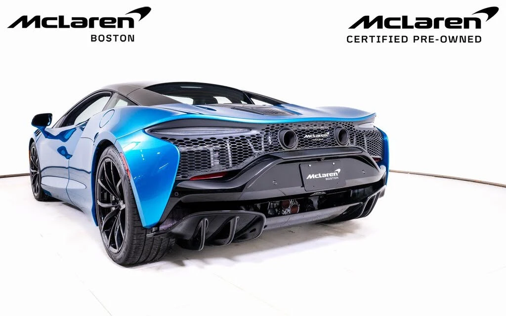 2024 McLaren Artura - Image 10 of 21