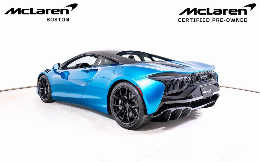 2024 McLaren Artura - Image 3 of 21