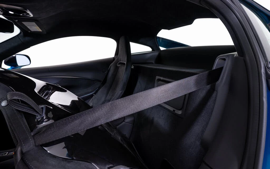 2024 McLaren Artura - Image 20 of 21