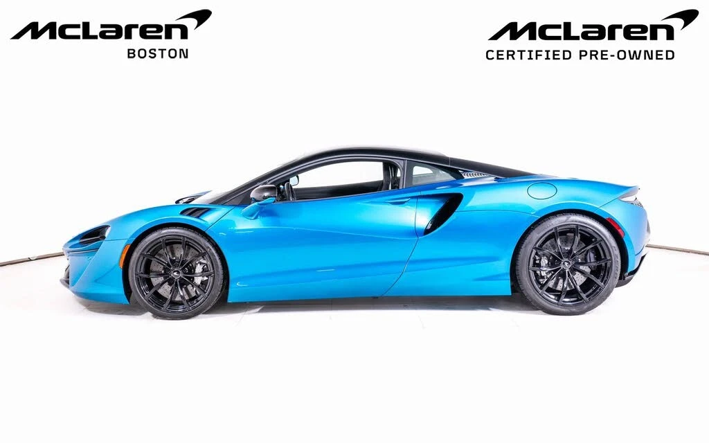 2024 McLaren Artura - Image 2 of 21
