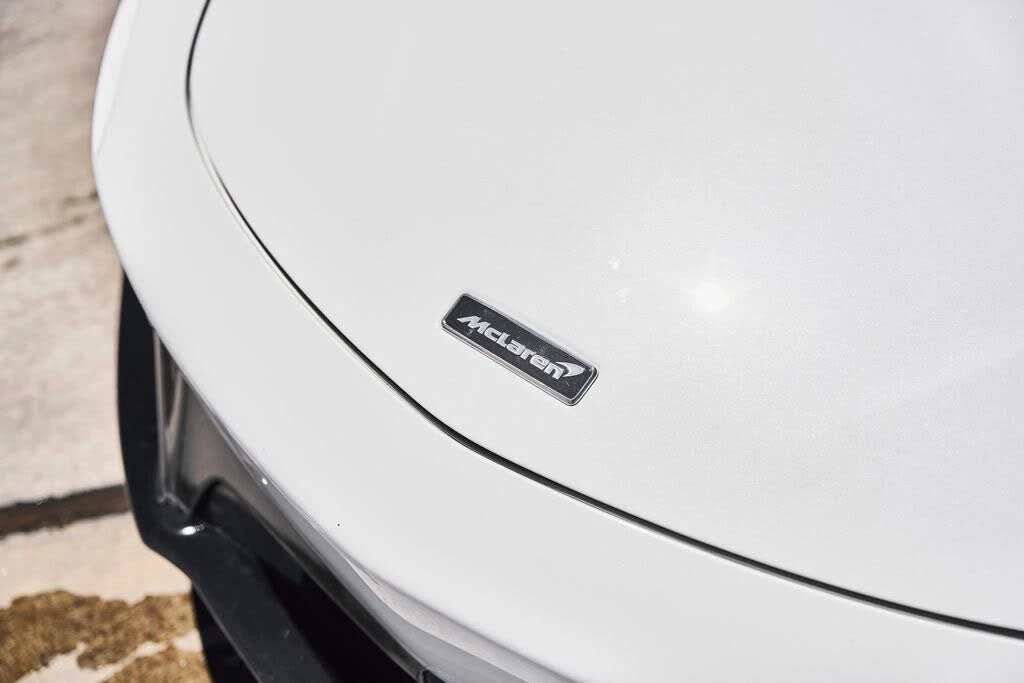 2024 McLaren Artura - Image 8 of 31