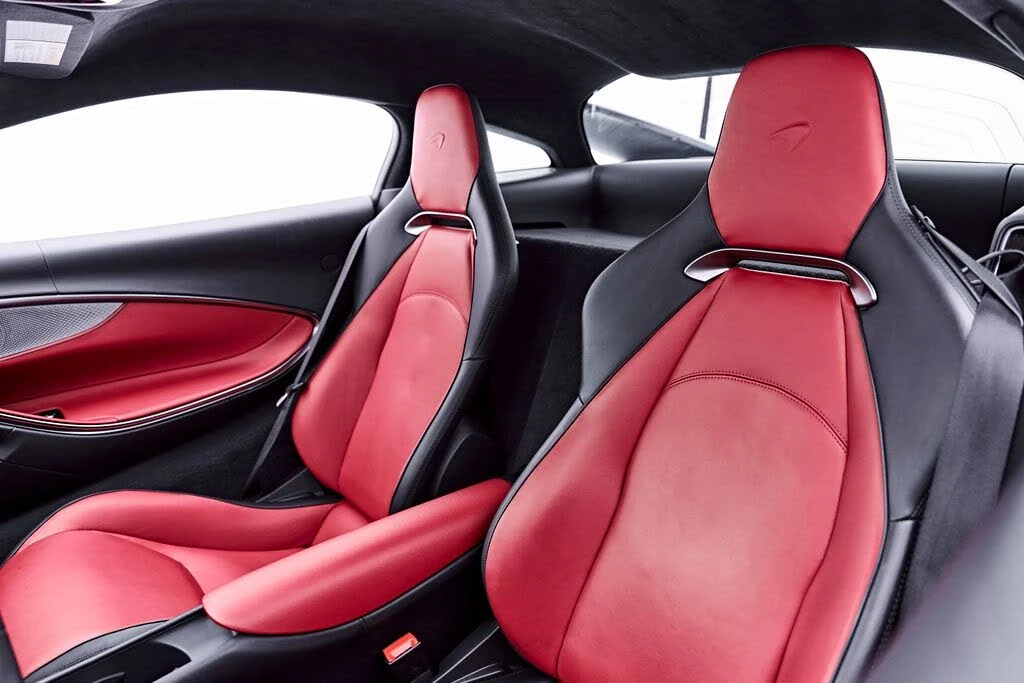 2024 McLaren Artura - Image 3 of 31