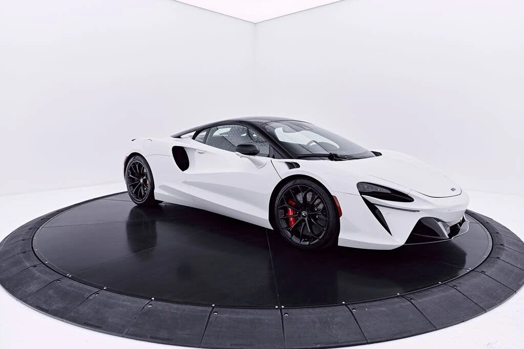 2024 McLaren Artura - Image 18 of 31