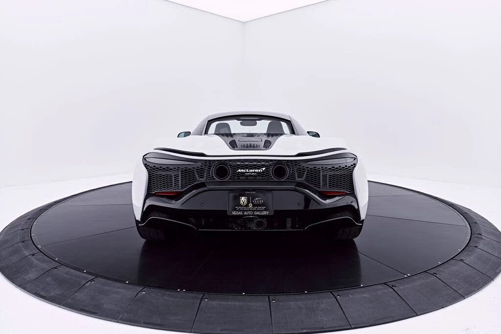 2024 McLaren Artura - Image 15 of 31