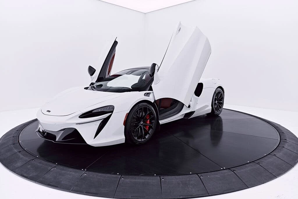 2024 McLaren Artura - Image 20 of 31
