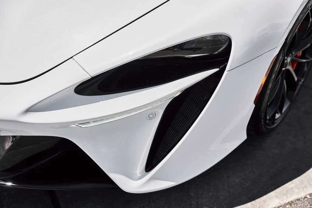 2024 McLaren Artura - Image 9 of 31
