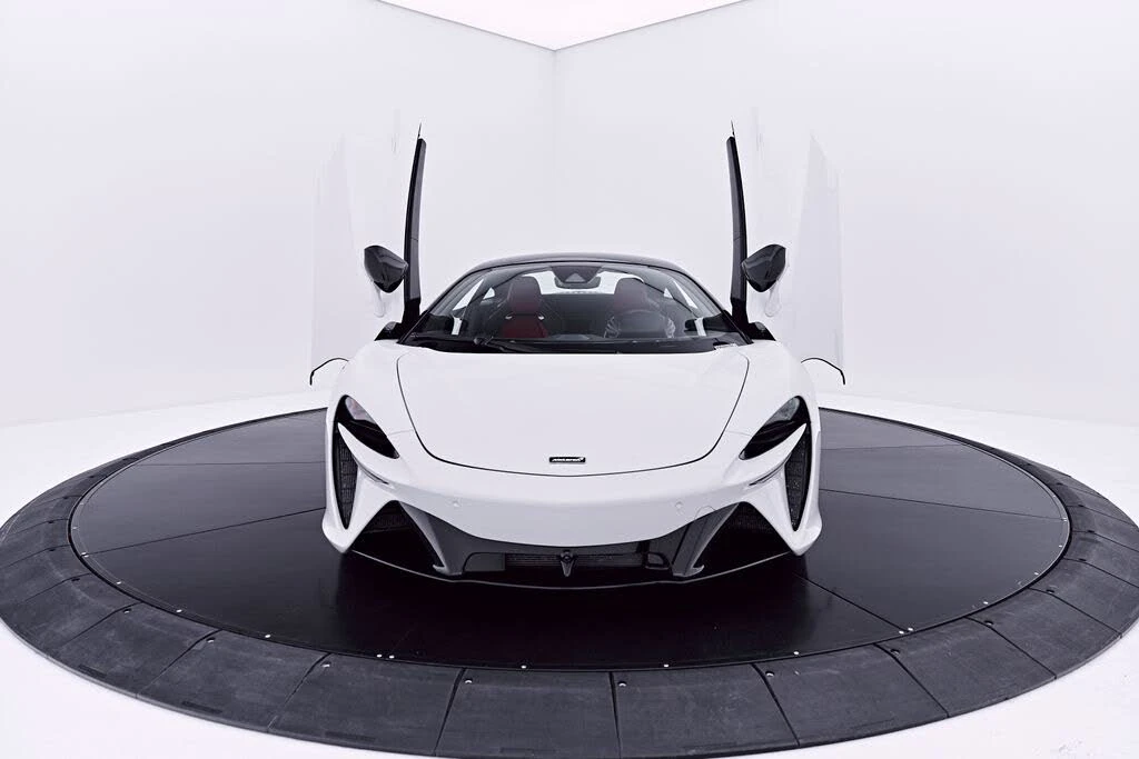 2024 McLaren Artura - Image 27 of 31