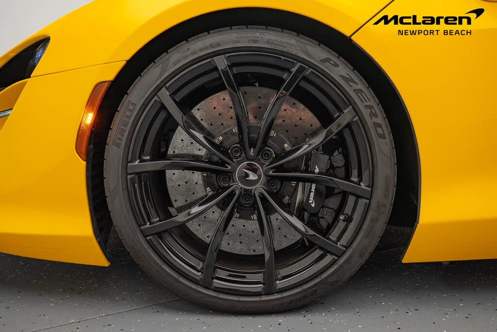 2024 McLaren Artura - Image 22 of 22