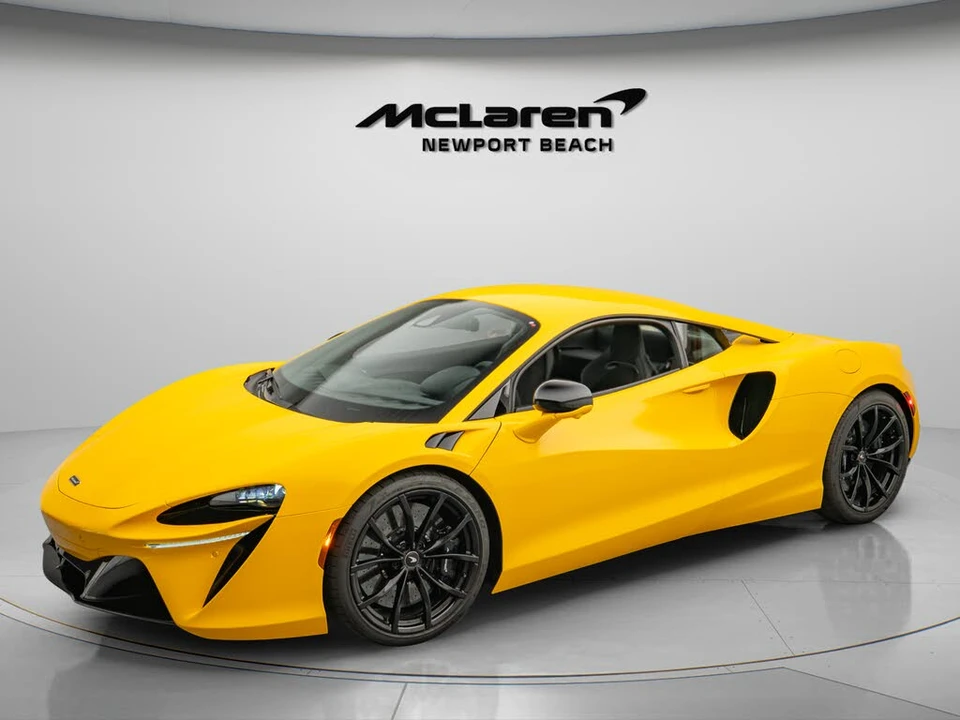 2024 McLaren Artura - Image 5 of 22