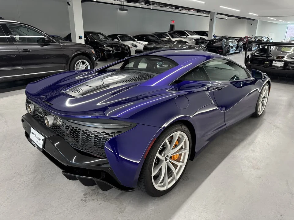 2024 McLaren Artura - Image 6 of 13