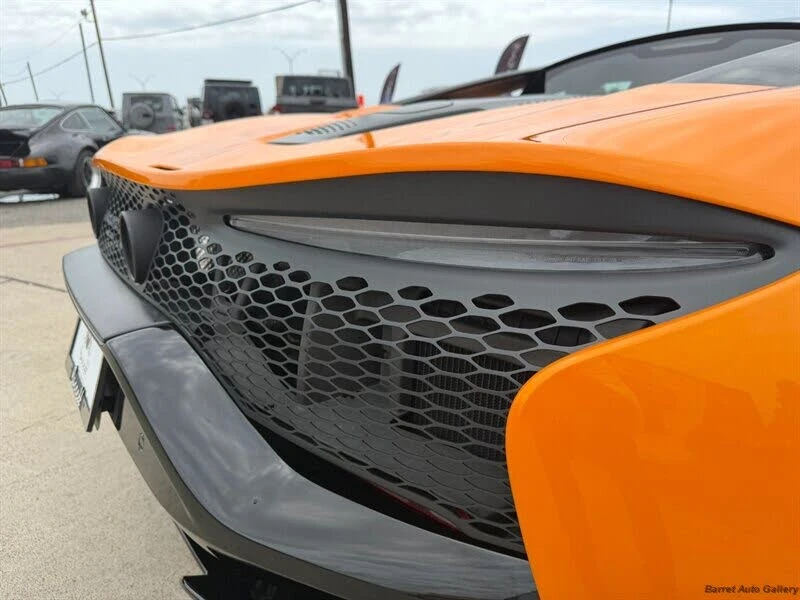 2024 McLaren Artura - Image 18 of 31