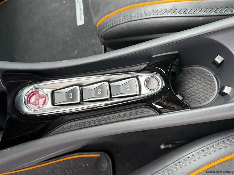 2024 McLaren Artura - Image 24 of 31