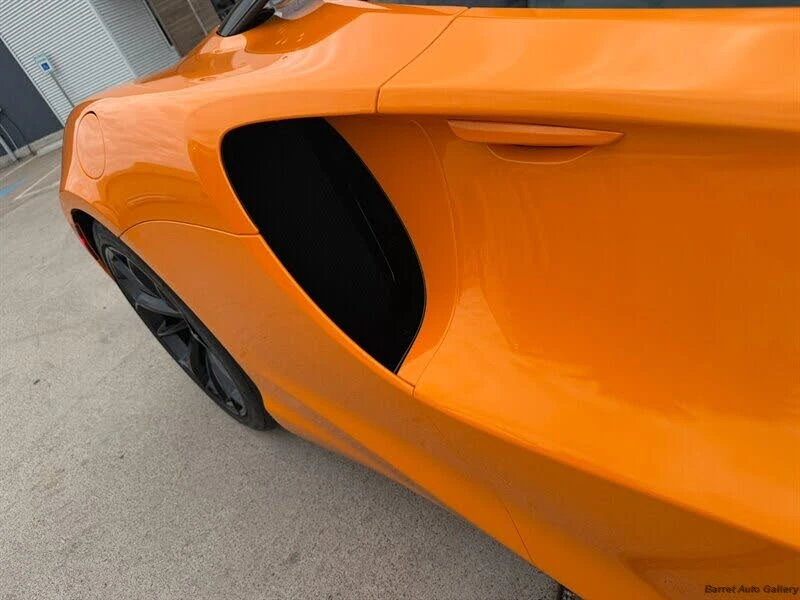 2024 McLaren Artura - Image 17 of 31