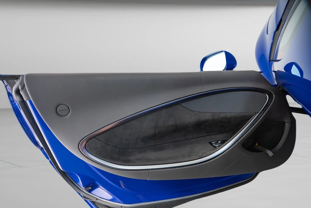 2024 McLaren Artura - Image 15 of 16