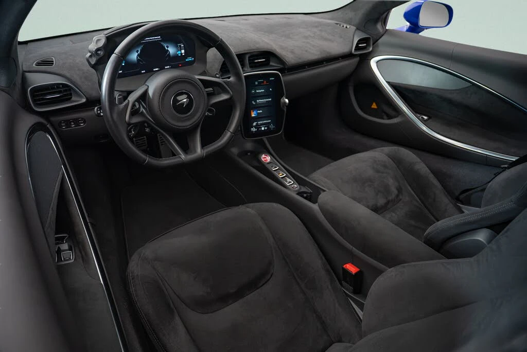 2024 McLaren Artura - Image 7 of 16