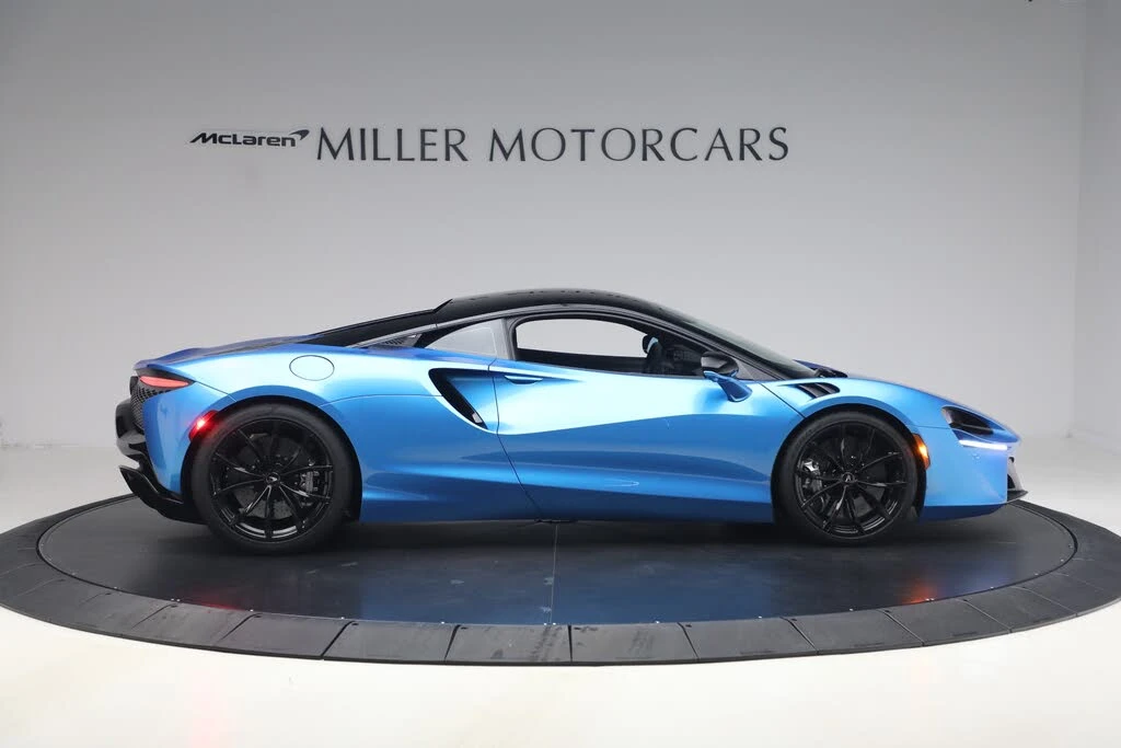 2024 McLaren Artura - Image 9 of 27