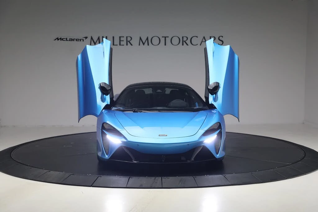 2024 McLaren Artura - Image 13 of 27