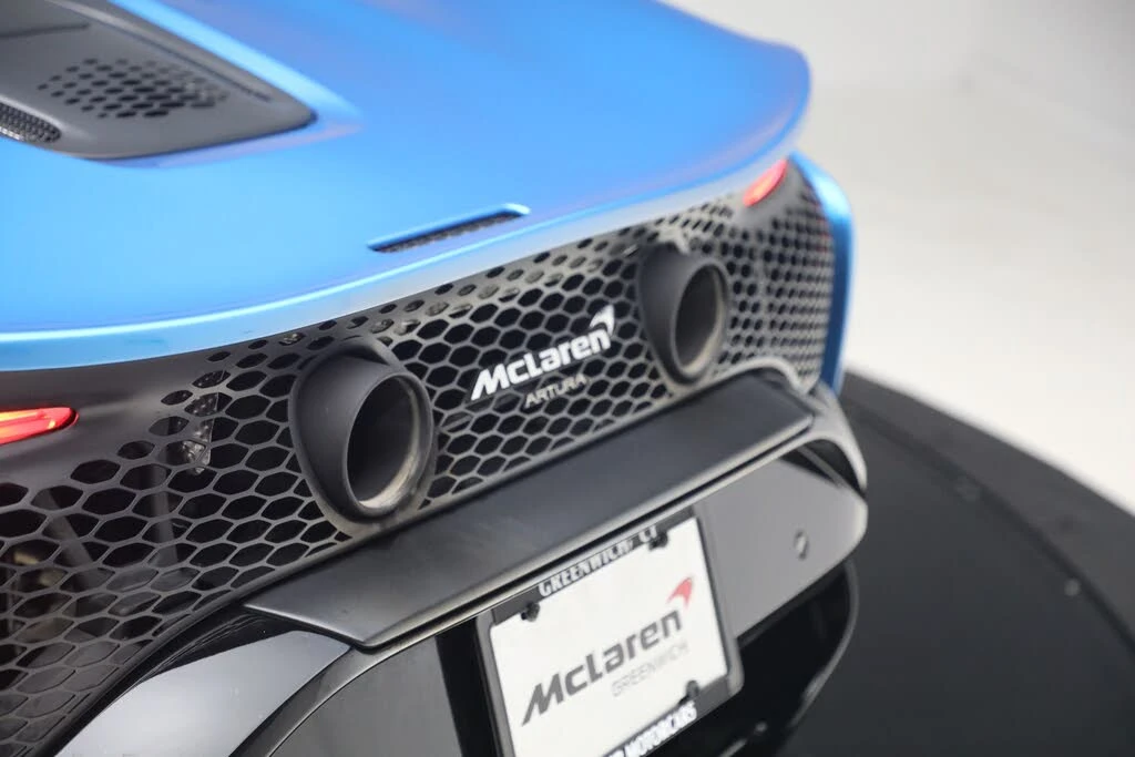 2024 McLaren Artura - Image 24 of 27