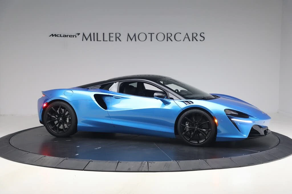 2024 McLaren Artura - Image 10 of 27
