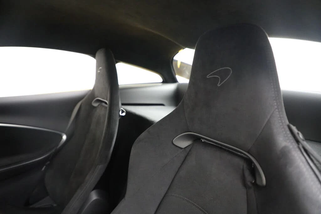 2024 McLaren Artura - Image 31 of 31