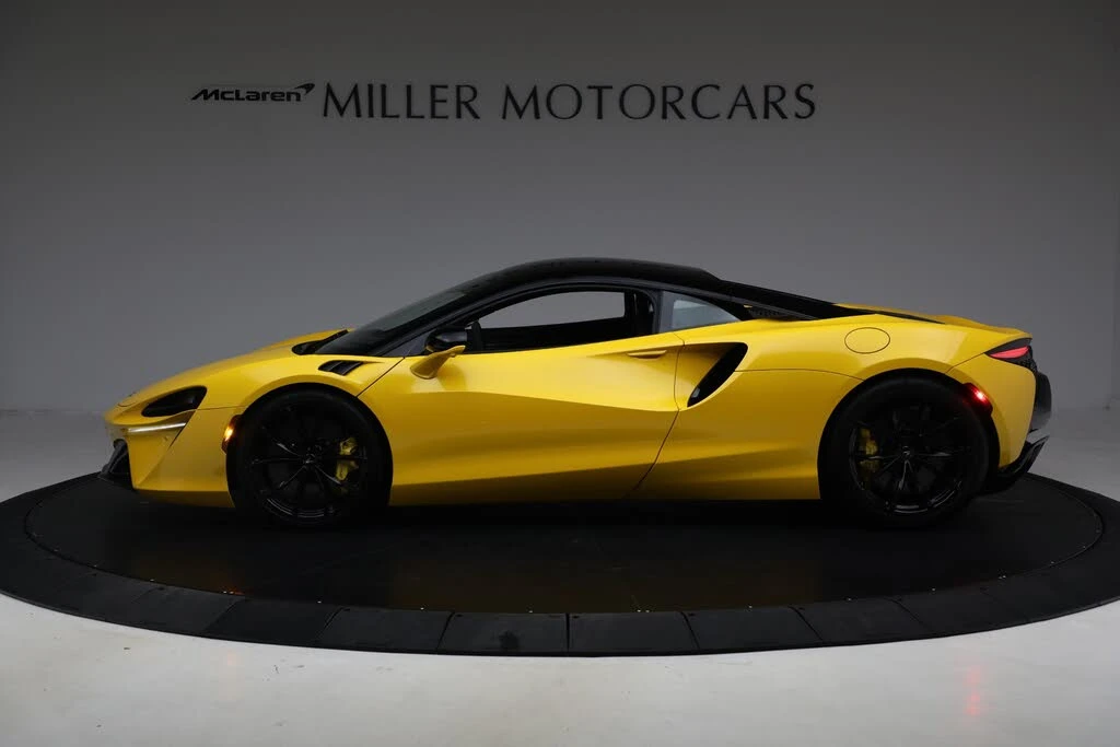 2024 McLaren Artura - Image 3 of 31