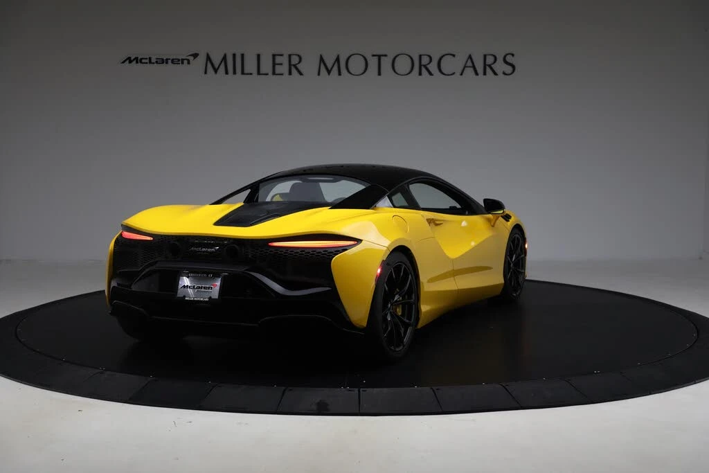 2024 McLaren Artura - Image 7 of 31