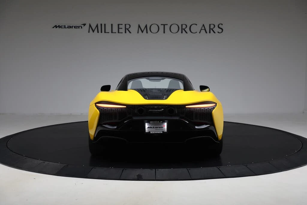 2024 McLaren Artura - Image 6 of 31