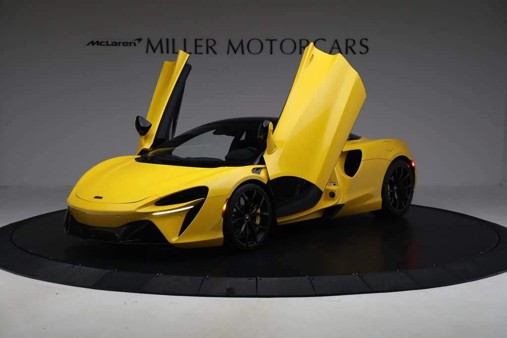 2024 McLaren Artura - Image 14 of 31