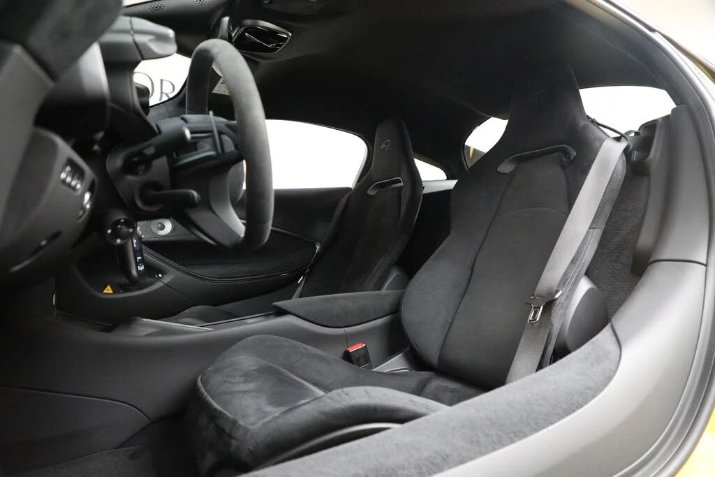 2024 McLaren Artura - Image 21 of 31