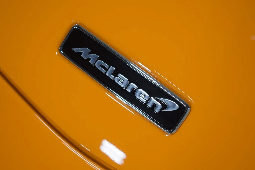 2024 McLaren Artura - Image 3 of 31
