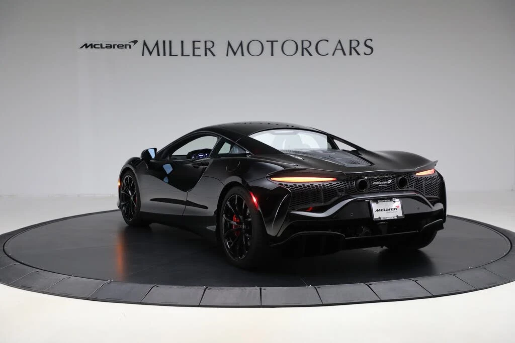 2024 McLaren Artura - Image 5 of 31