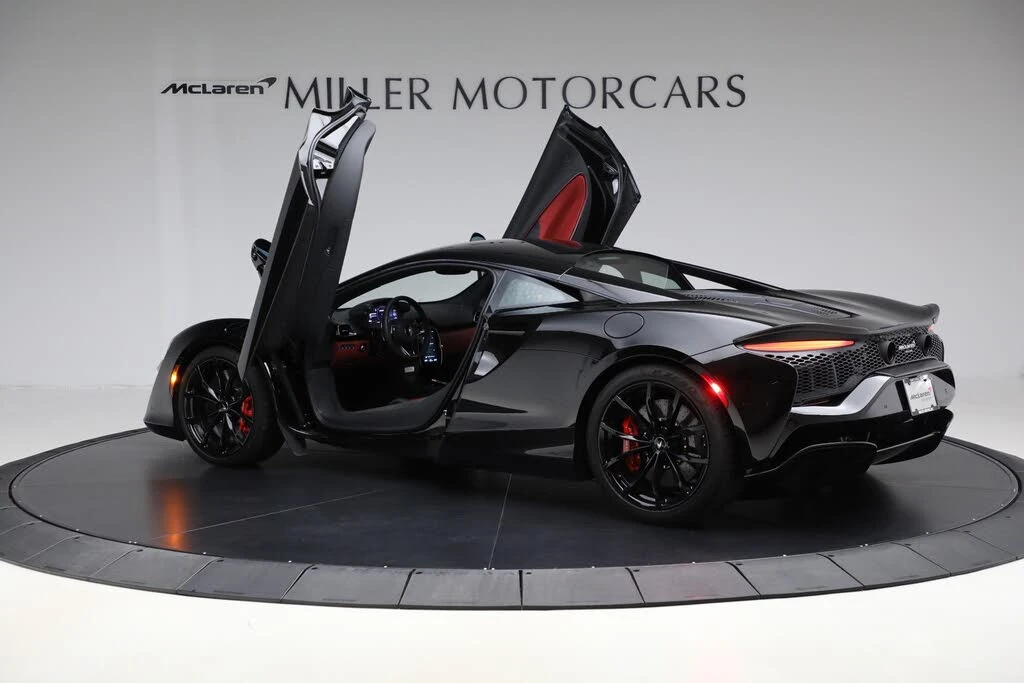 2024 McLaren Artura - Image 16 of 31