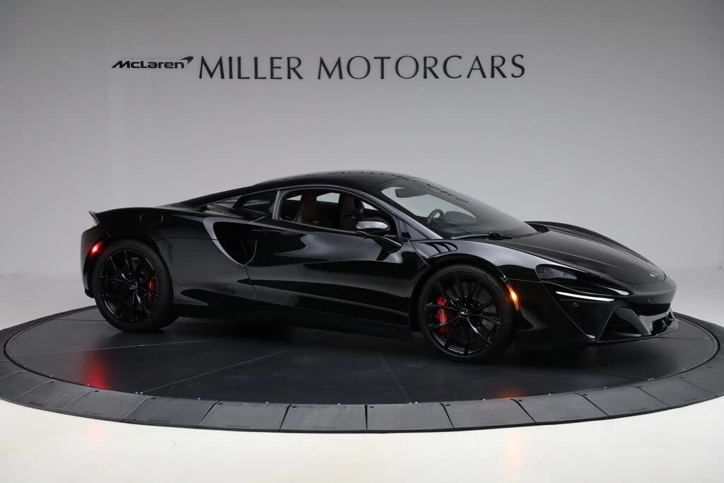 2024 McLaren Artura - Image 10 of 31