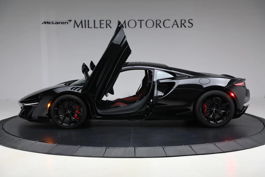 2024 McLaren Artura - Image 15 of 31