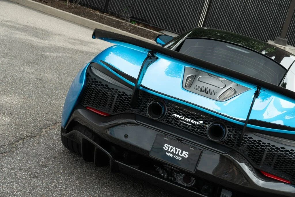 2024 McLaren Artura - Image 16 of 31