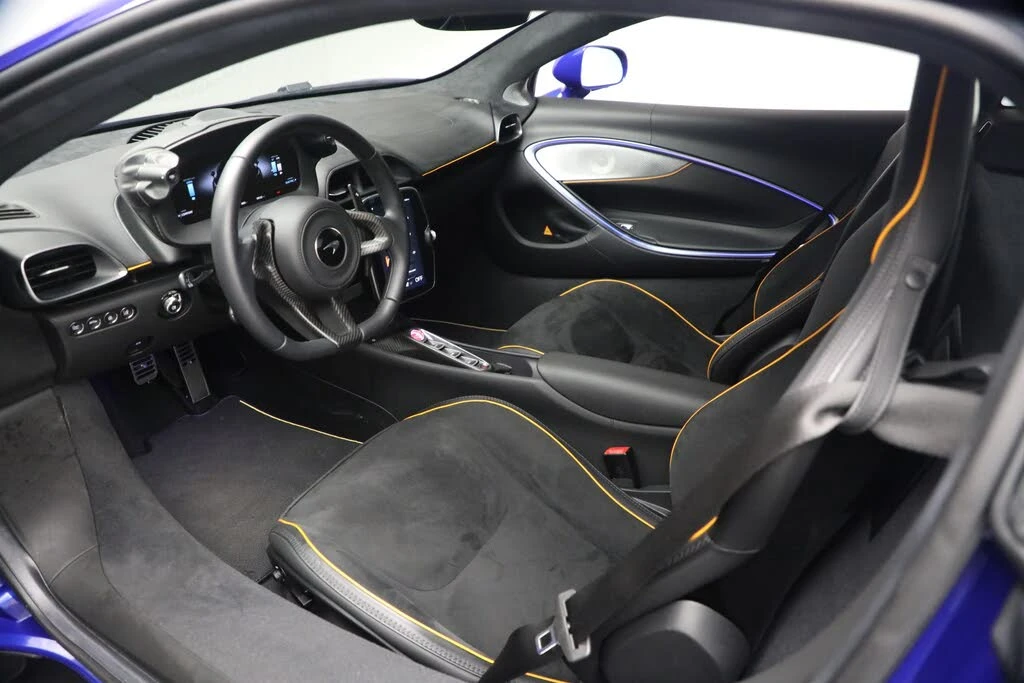 2024 McLaren Artura - Image 23 of 31