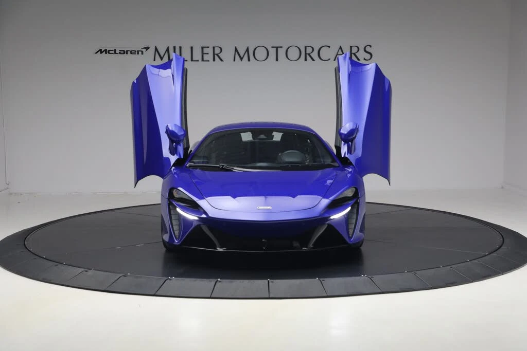 2024 McLaren Artura - Image 13 of 31