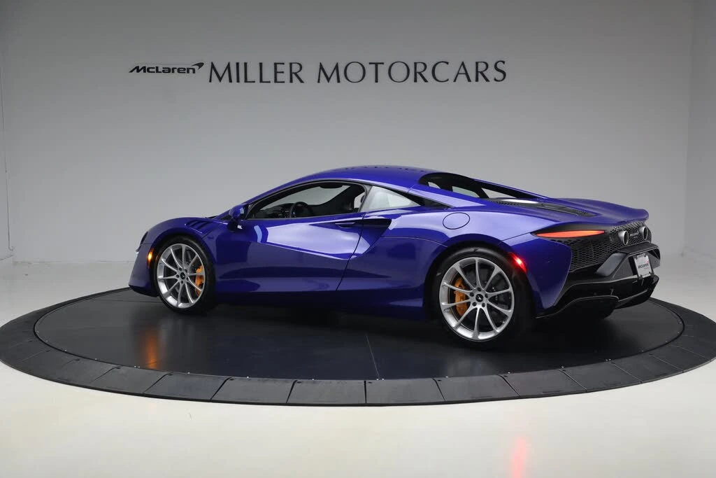 2024 McLaren Artura - Image 4 of 31