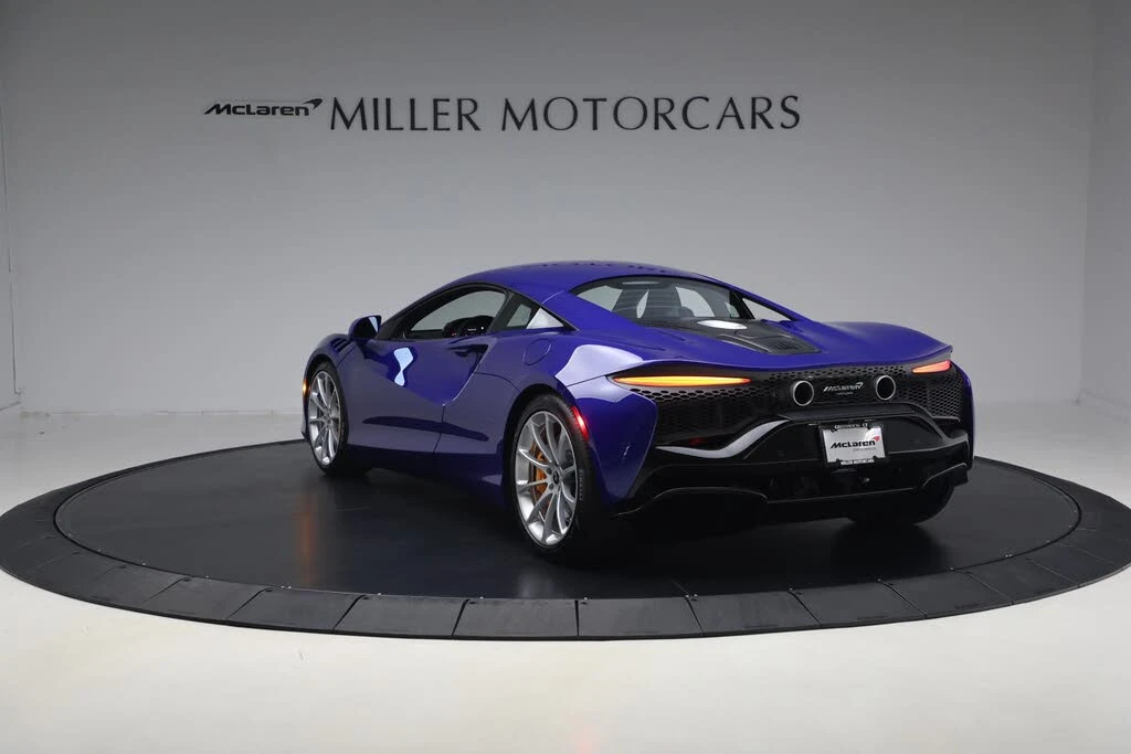 2024 McLaren Artura - Image 5 of 31
