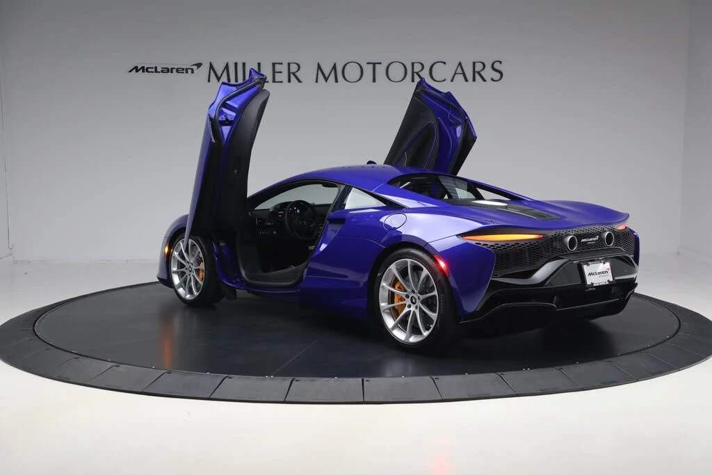 2024 McLaren Artura - Image 16 of 31