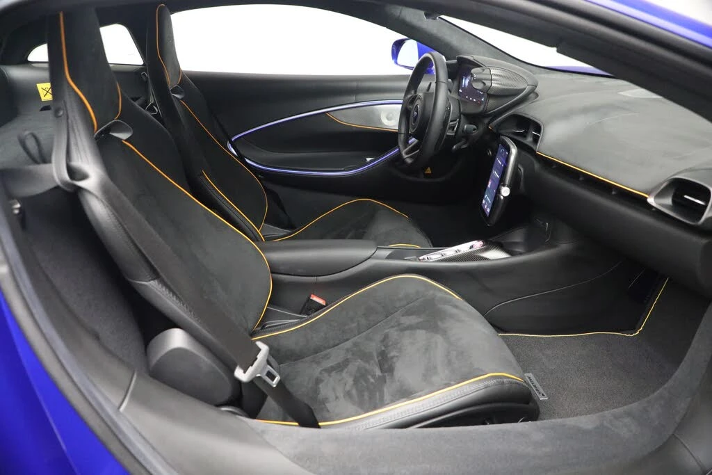 2024 McLaren Artura - Image 25 of 31